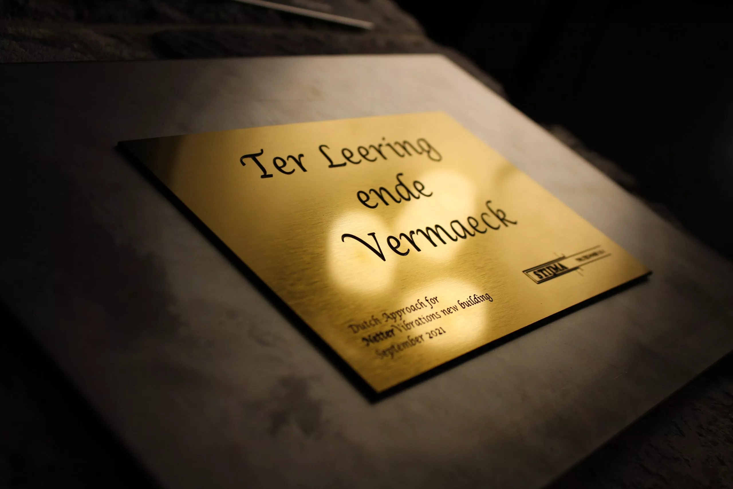 Metaallook kunststof Maatwerk Ontwerpstudio- verschillende maten